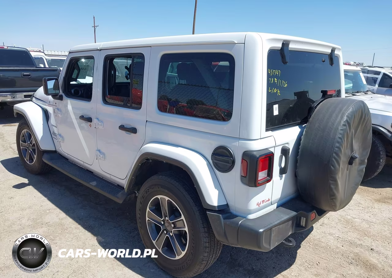 2023 Jeep Wrangler 4-Door Sahara 4X4 VIN:1C4HJXEG6PW618655 - 3