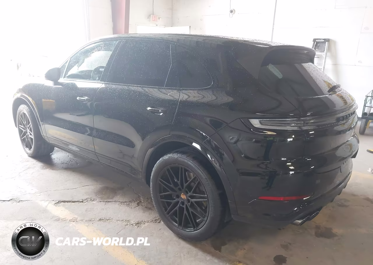 2026 Porsche Cayenne VIN:WP1AA2AY3TDA00829 - 3