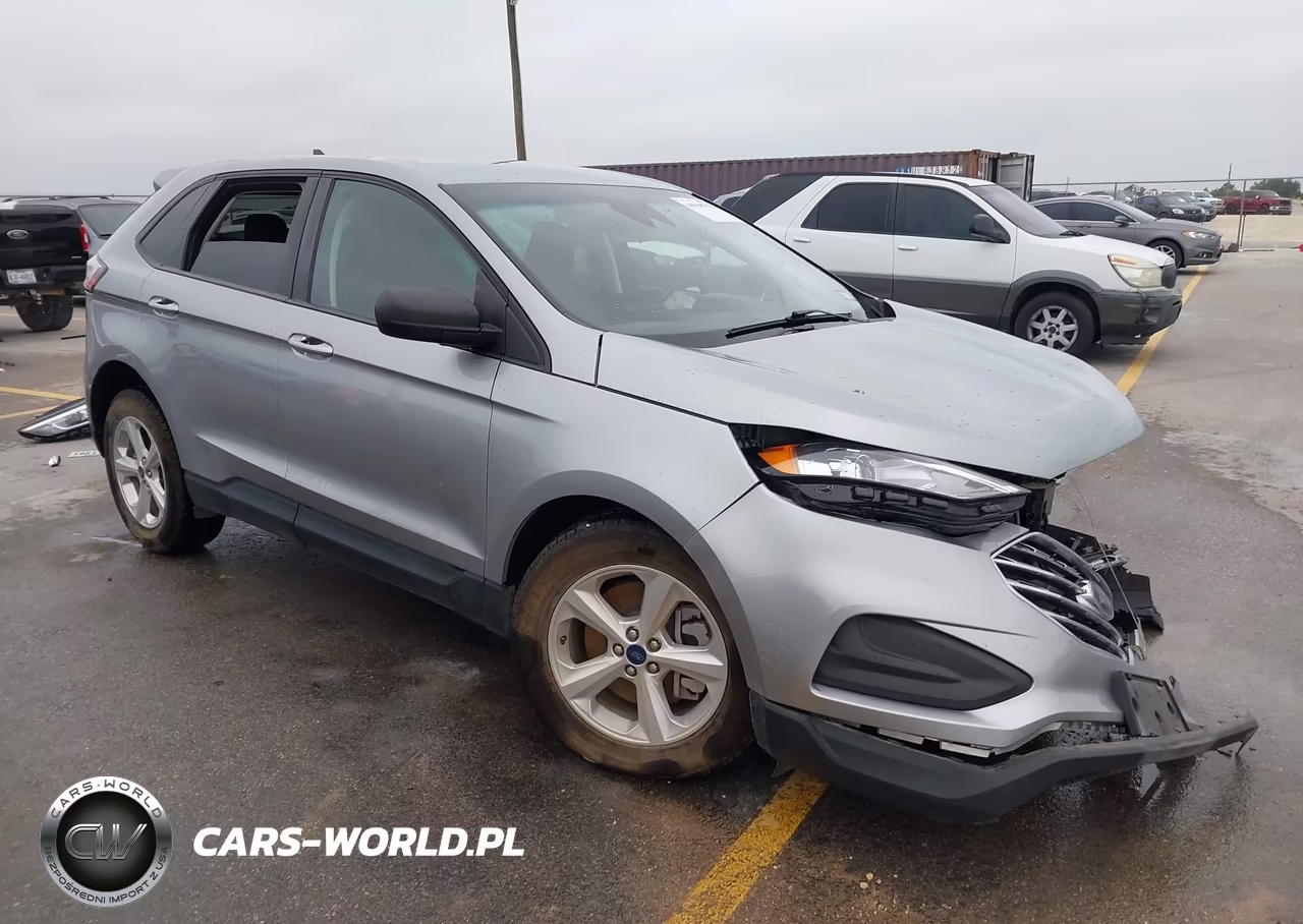 2022 Ford Edge Se