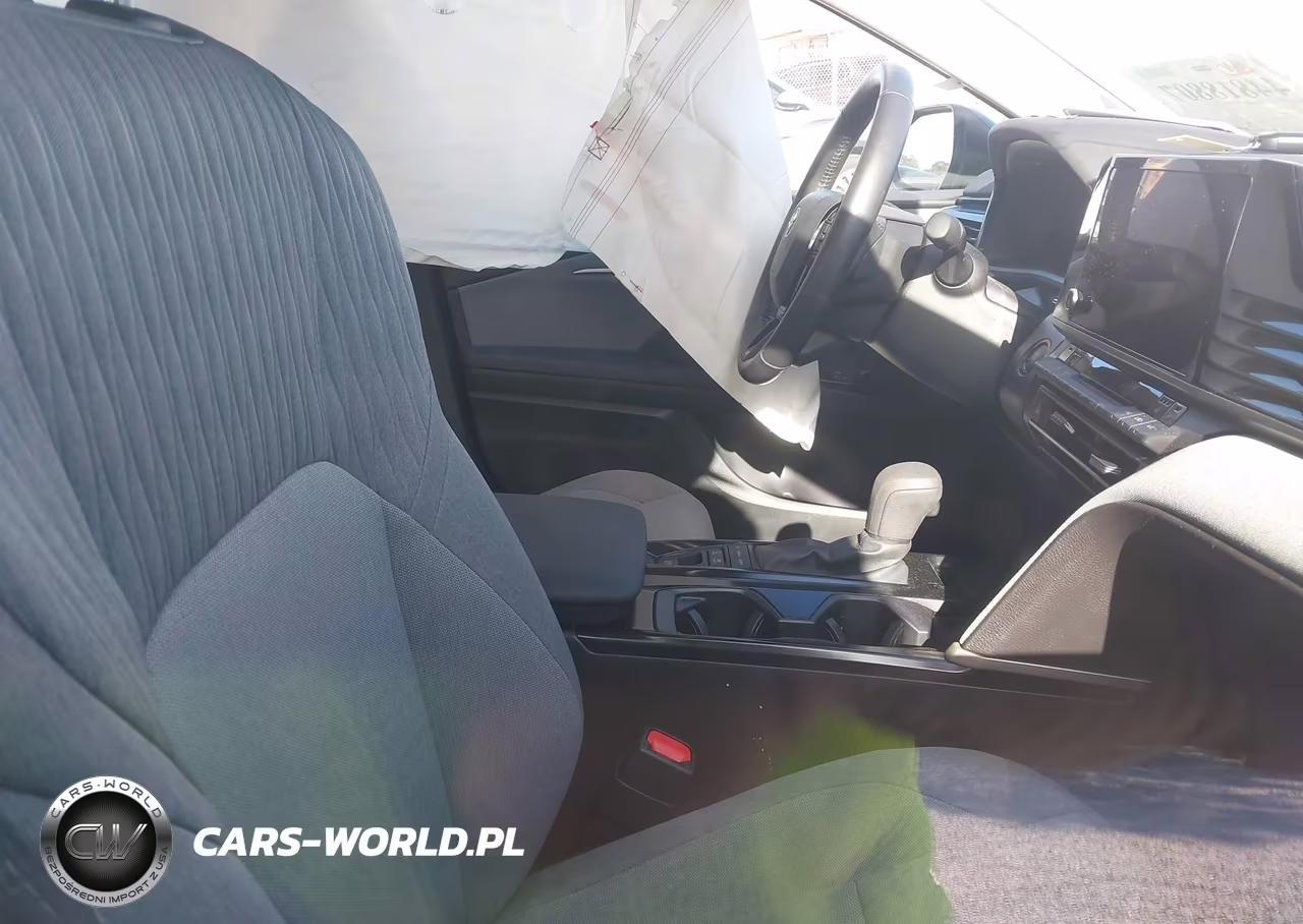 2025 Toyota Camry Le VIN:4T1DAACK3SU599694 - 5