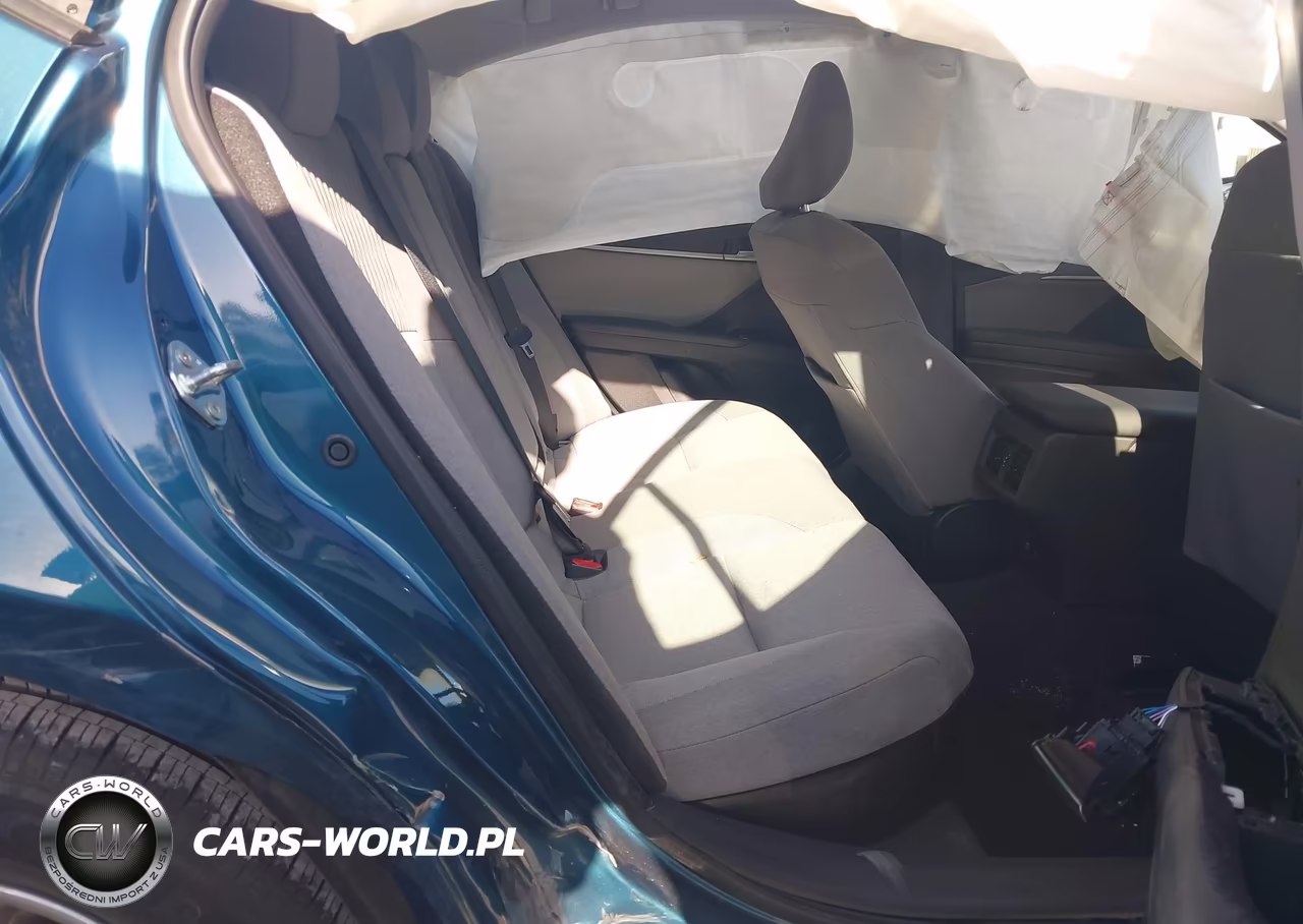 2025 Toyota Camry Le VIN:4T1DAACK3SU599694 - 8