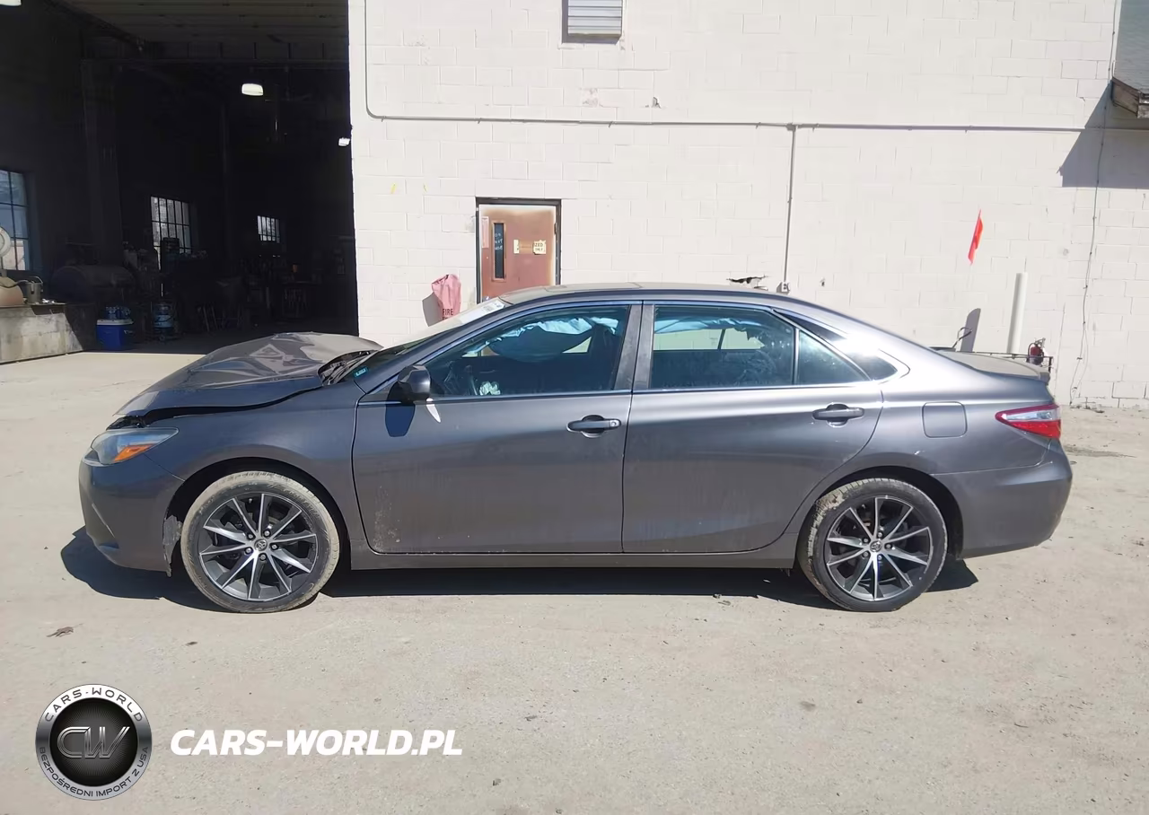 2016 Toyota Camry Xse VIN:4T1BF1FK6GU523513 - 14