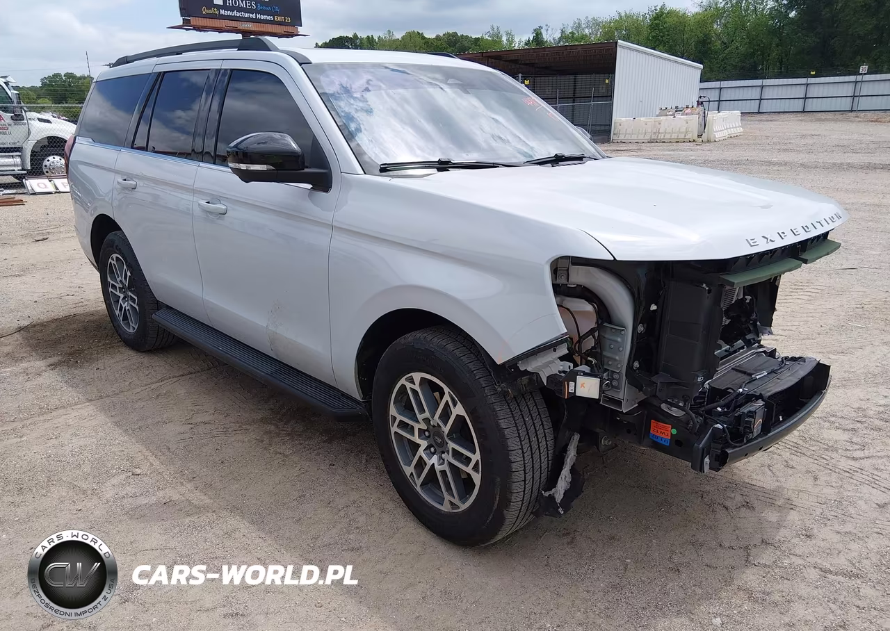 2025 Ford Expedition Active