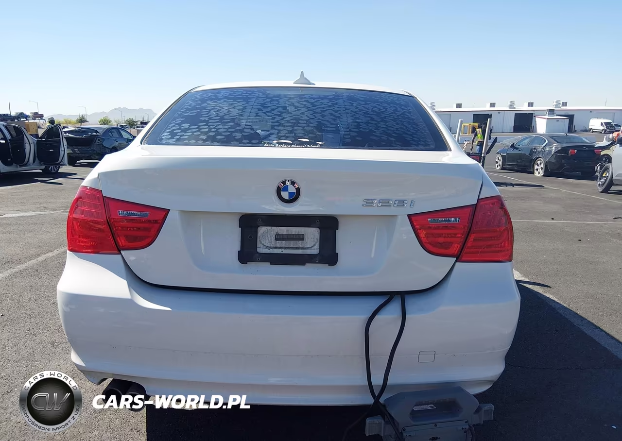 2011 BMW 328I VIN:WBAPH5G53BNM77417 - 16
