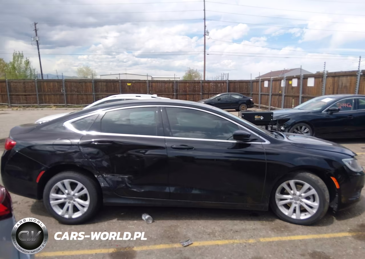 2016 Chrysler 200 Touring VIN:1C3CCCFB9GN194401 - 13