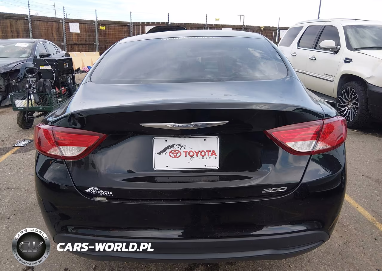 2016 Chrysler 200 Touring VIN:1C3CCCFB9GN194401 - 16