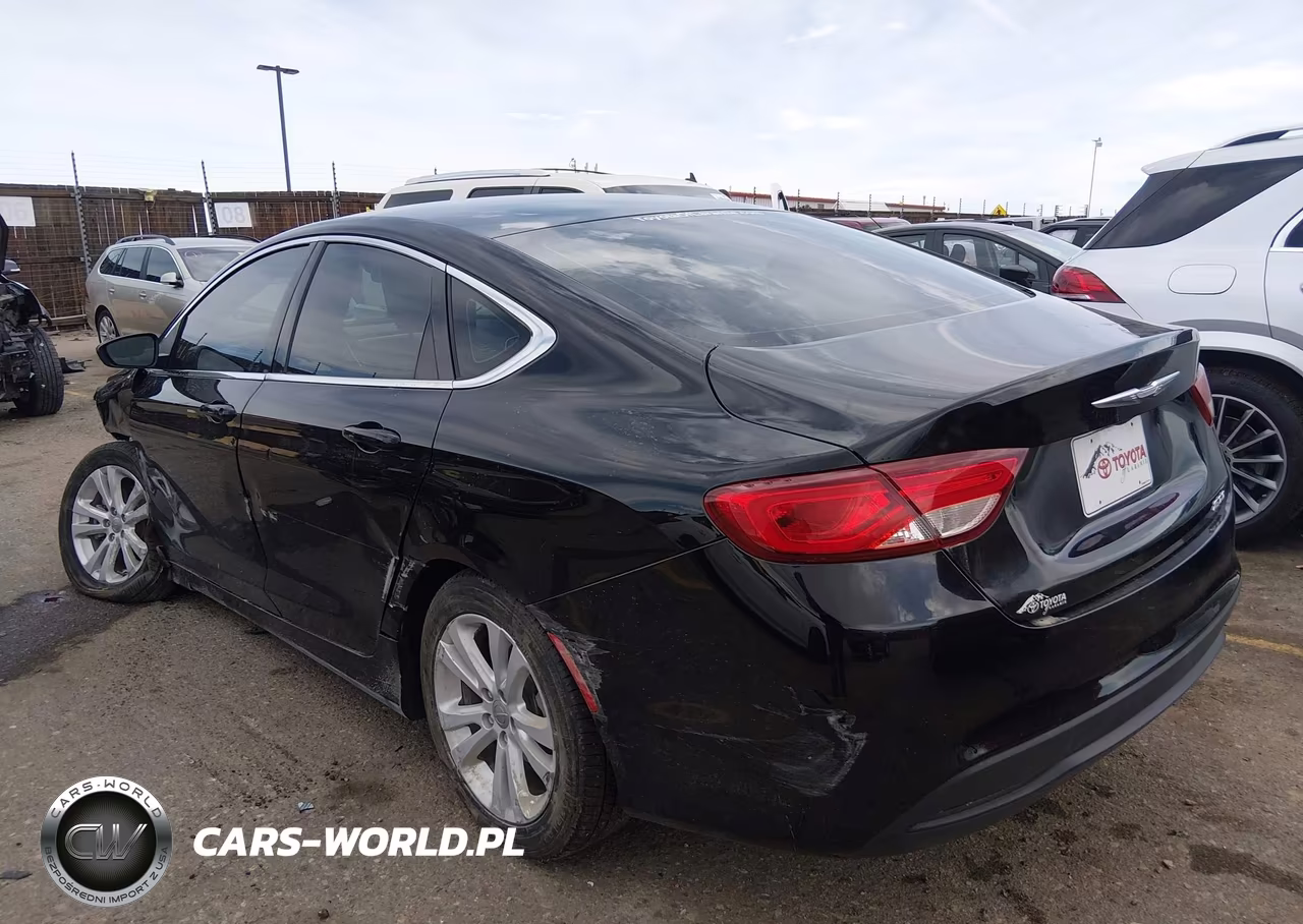 2016 Chrysler 200 Touring VIN:1C3CCCFB9GN194401 - 3