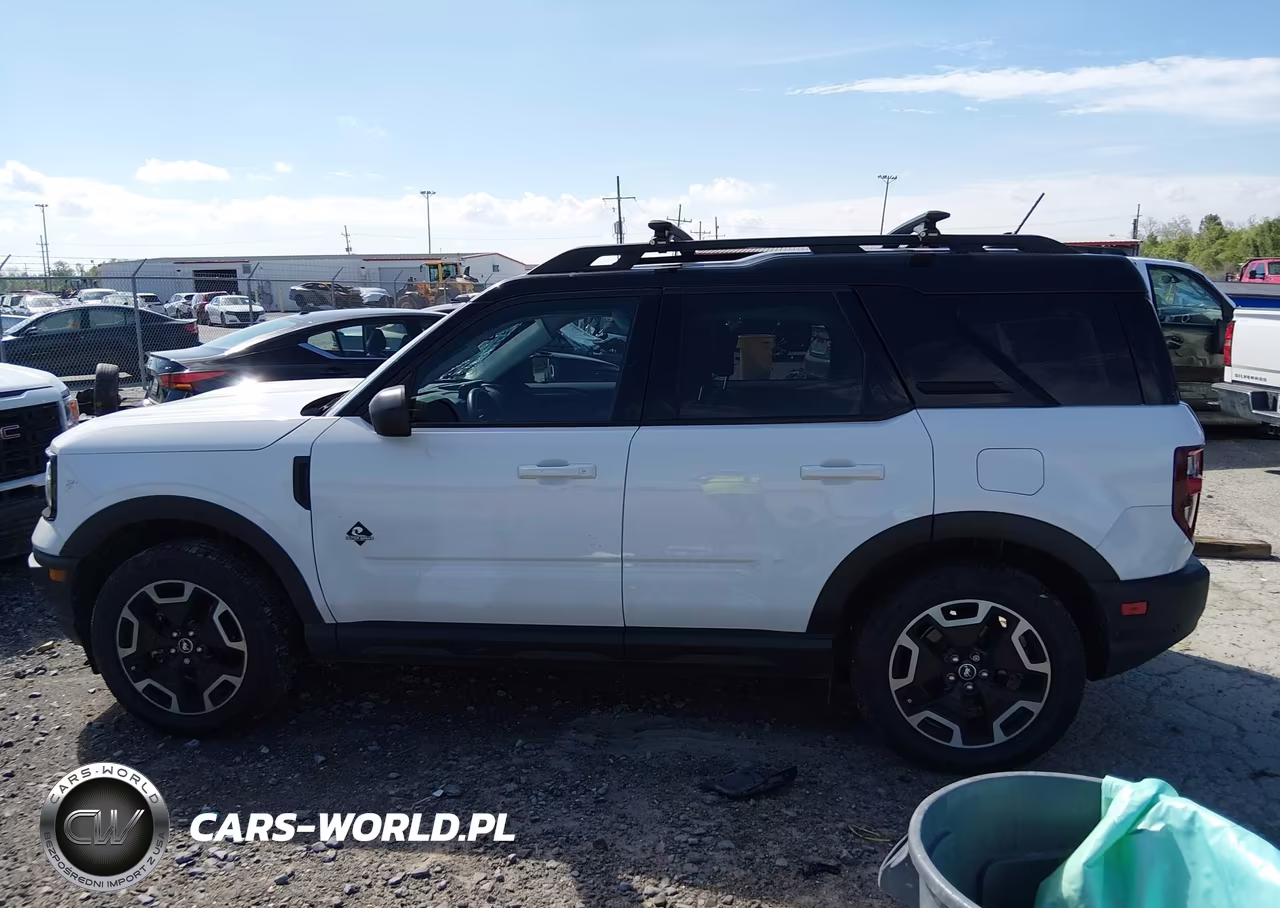 2022 Ford Bronco Sport Outer Banks VIN:3FMCR9C68NRD90727 - 14