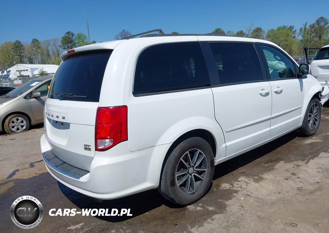 2017 Dodge Grand Caravan Gt VIN:2C4RDGEG1HR681376 - 4