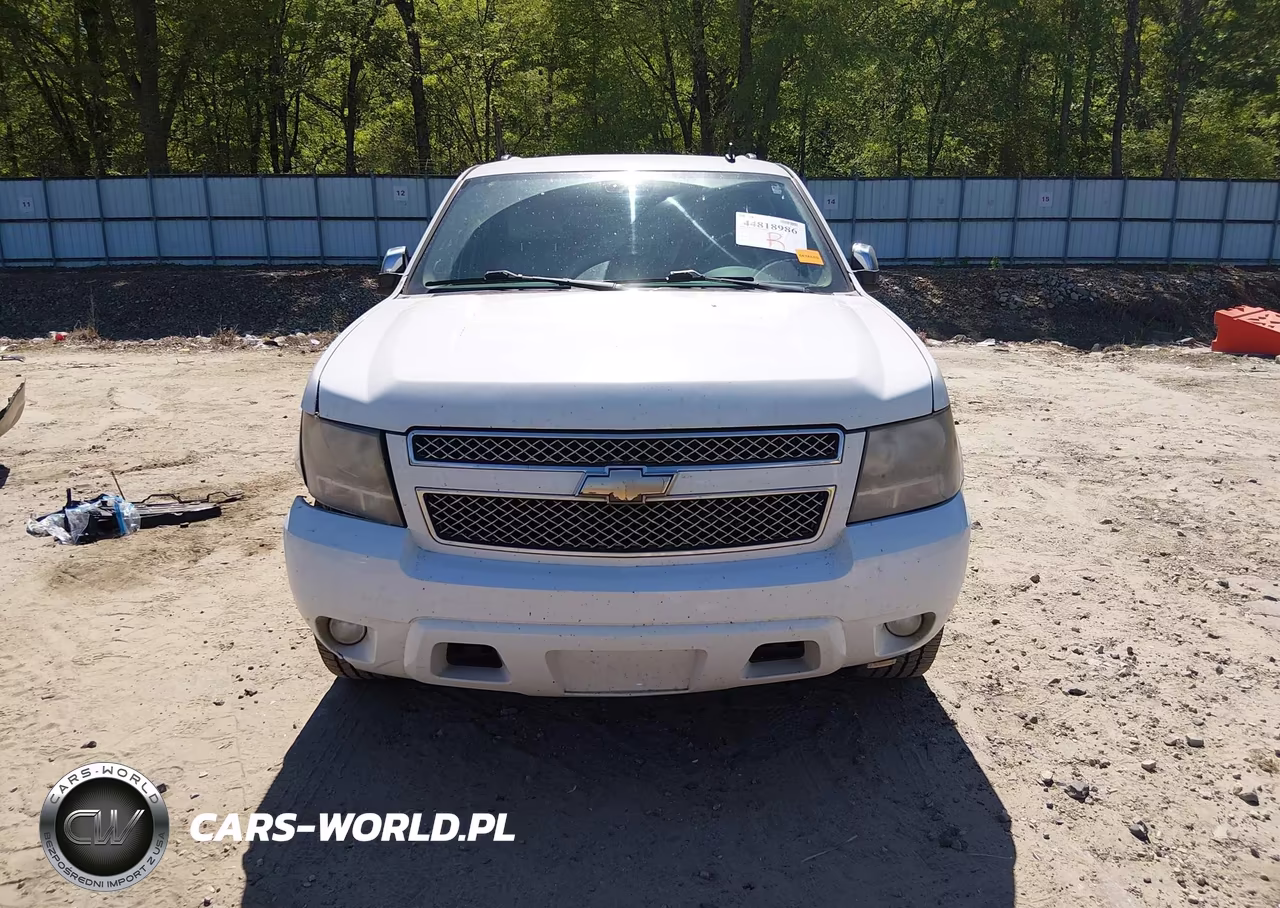 2008 Chevrolet Suburban 1500 Ltz VIN:1GNFC16088J227030 - 12