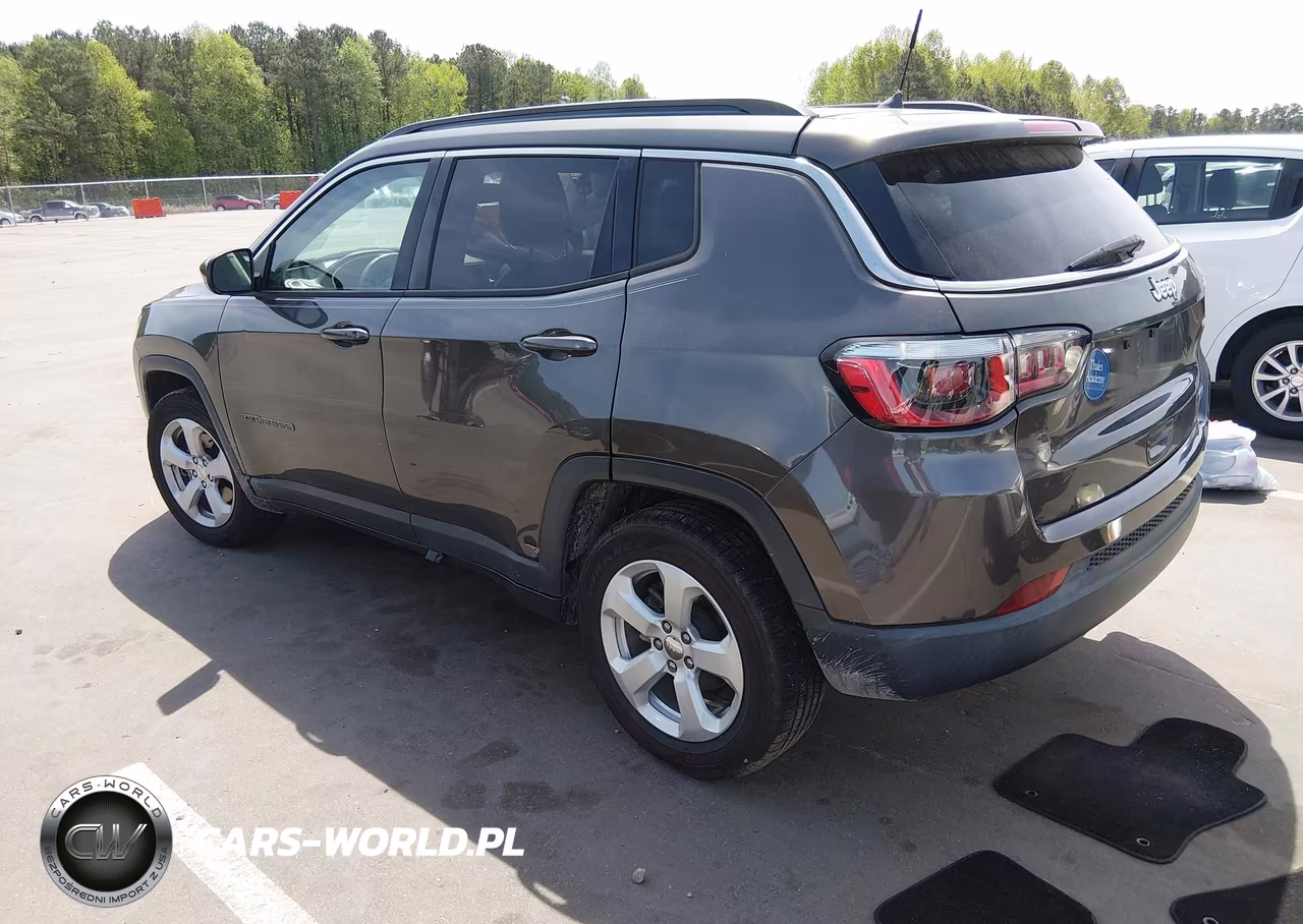 2018 Jeep Compass Latitude Fwd VIN:3C4NJCBB3JT461345 - 3