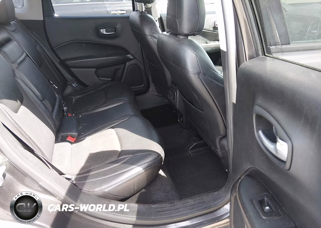 2018 Jeep Compass Latitude Fwd VIN:3C4NJCBB3JT461345 - 8
