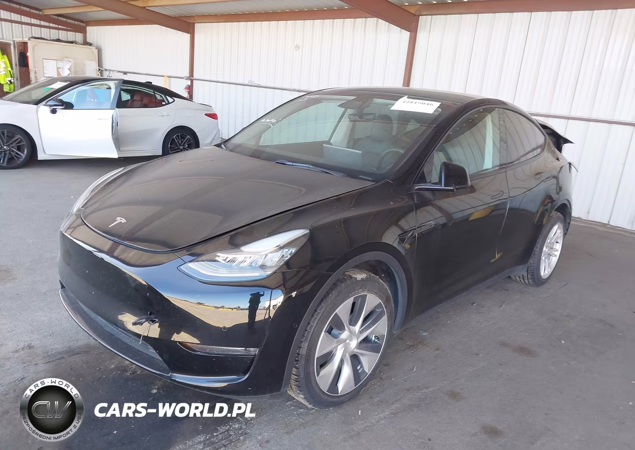 2022 Tesla Model Y Long Range Dual Motor All-Wheel Drive VIN:7SAYGDEE0NF449166 - 2