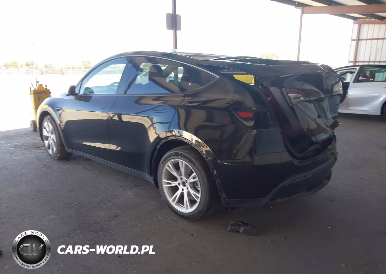 2022 Tesla Model Y Long Range Dual Motor All-Wheel Drive VIN:7SAYGDEE0NF449166 - 3