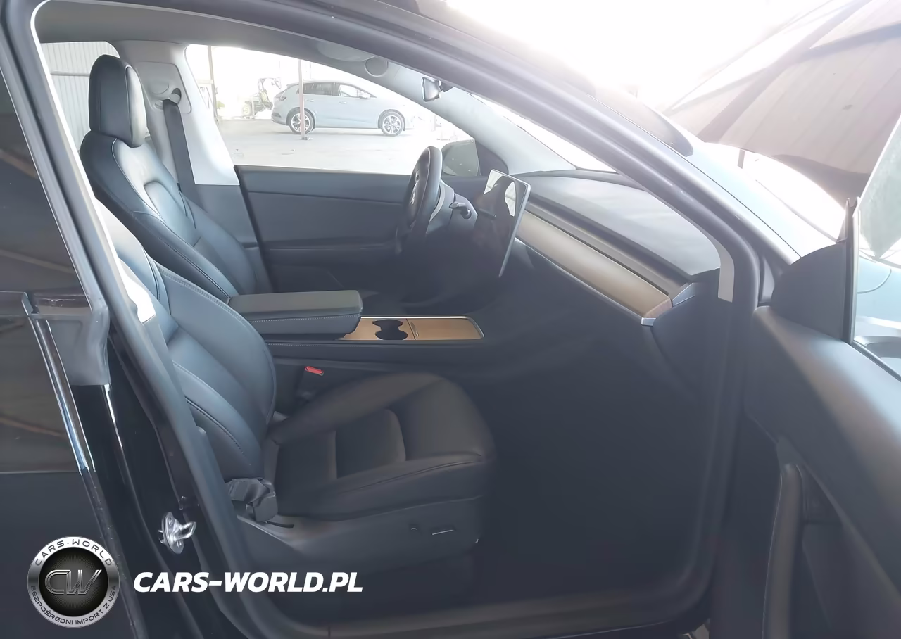 2022 Tesla Model Y Long Range Dual Motor All-Wheel Drive VIN:7SAYGDEE0NF449166 - 5