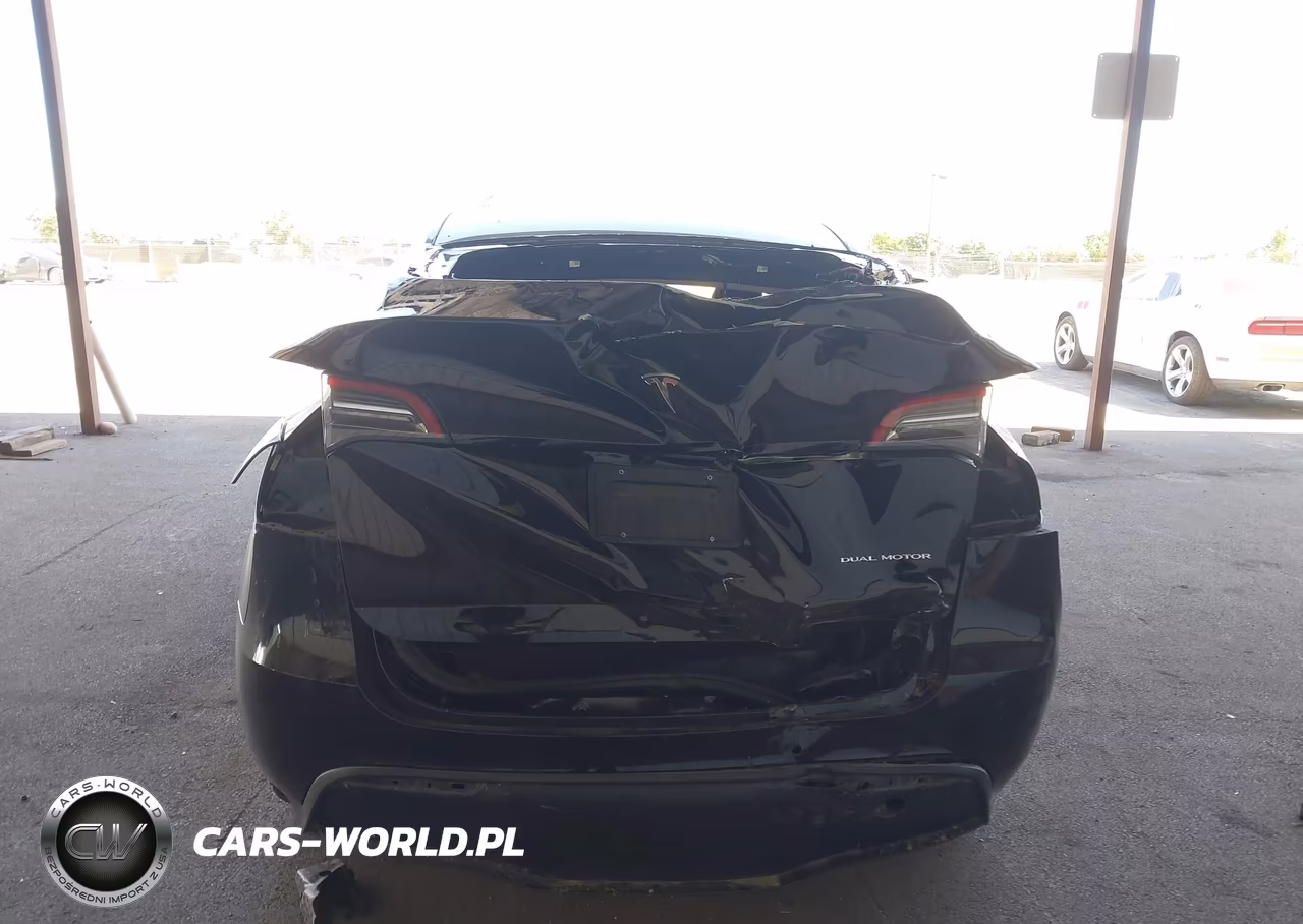 2022 Tesla Model Y Long Range Dual Motor All-Wheel Drive VIN:7SAYGDEE0NF449166 - 6