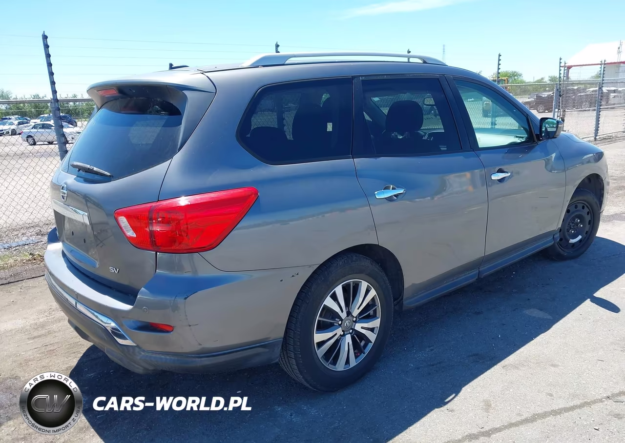 2017 Nissan Pathfinder Platinum-S-Sl-Sv VIN:5N1DR2MN0HC604162 - 4