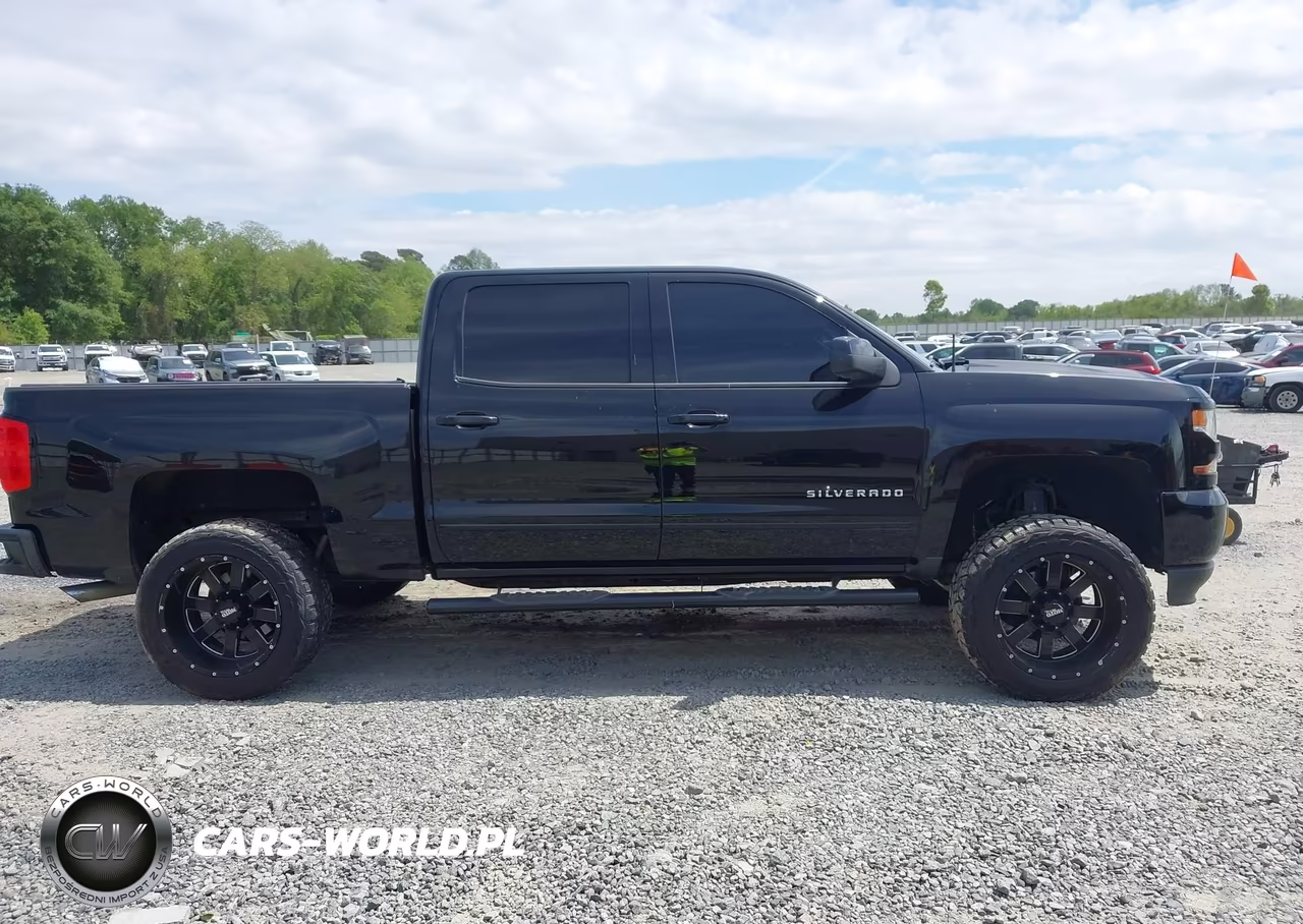 2017 Chevrolet Silverado 1500 2Lt VIN:3GCUKREC8HG421362 - 14