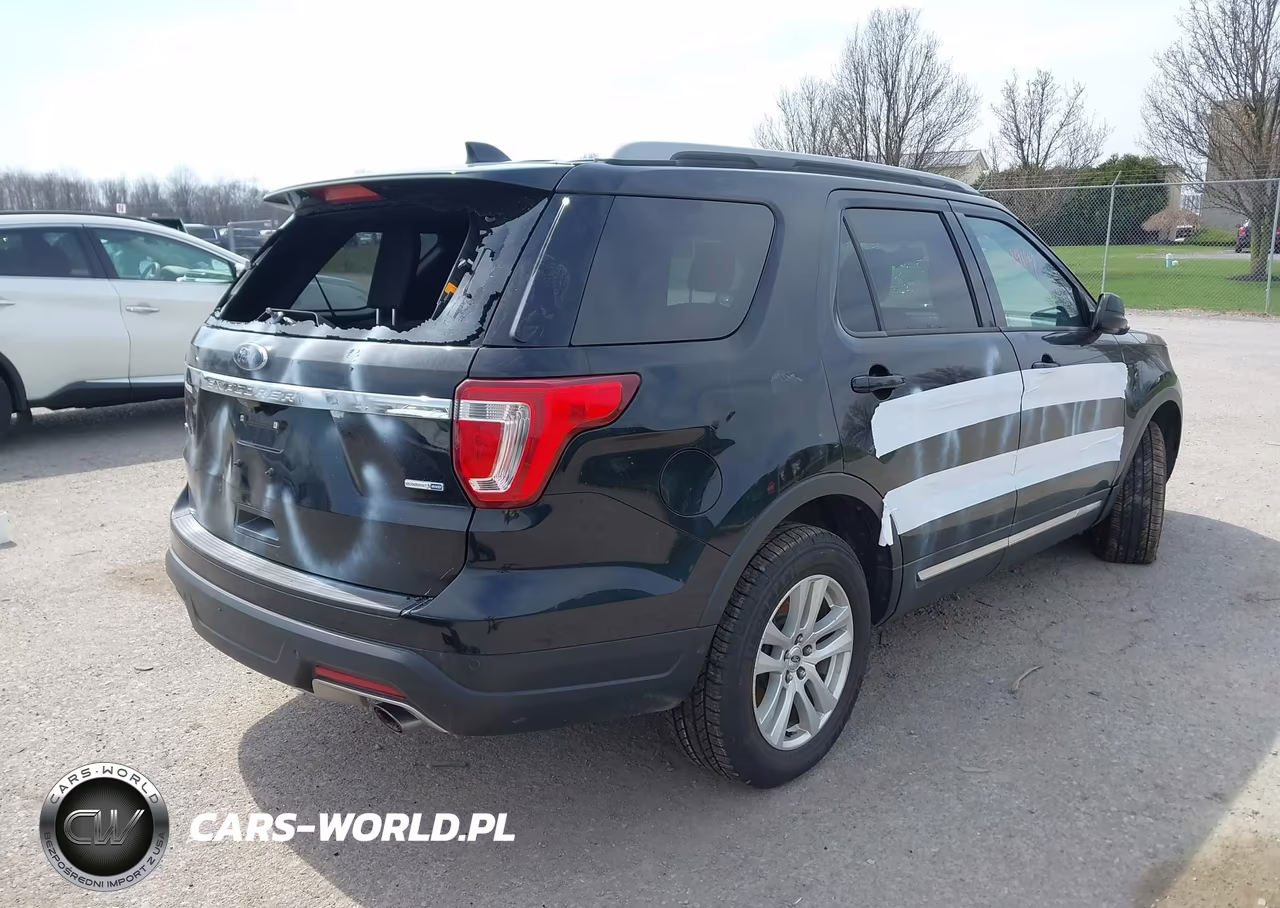 2018 Ford Explorer Xlt VIN:1FM5K8DH0JGA11101 - 4