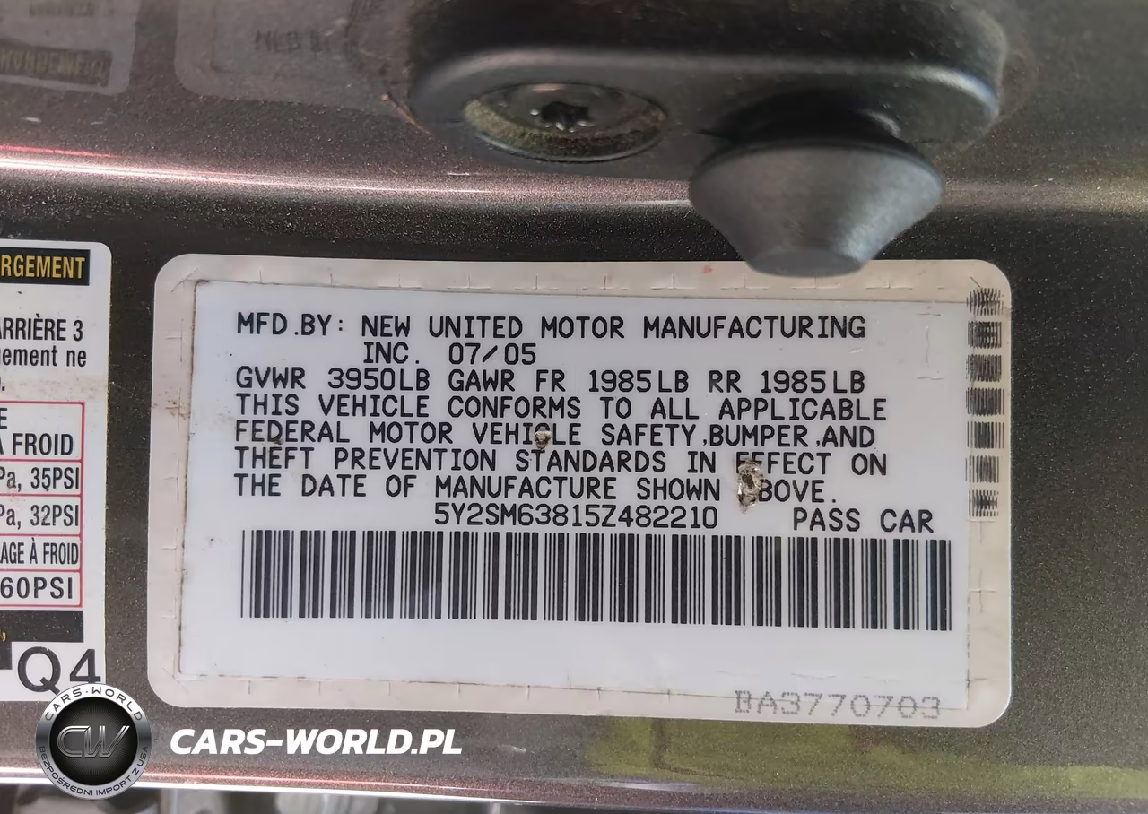 2005 Pontiac Vibe VIN:5Y2SM63815Z482210 - 9