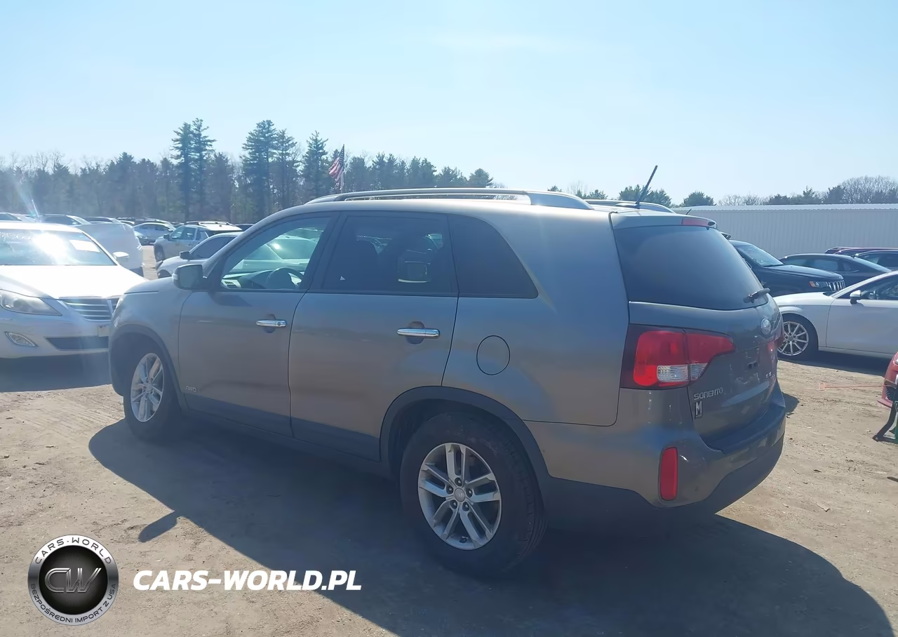 2015 Kia Sorento Lx VIN:5XYKTDA65FG554700 - 3
