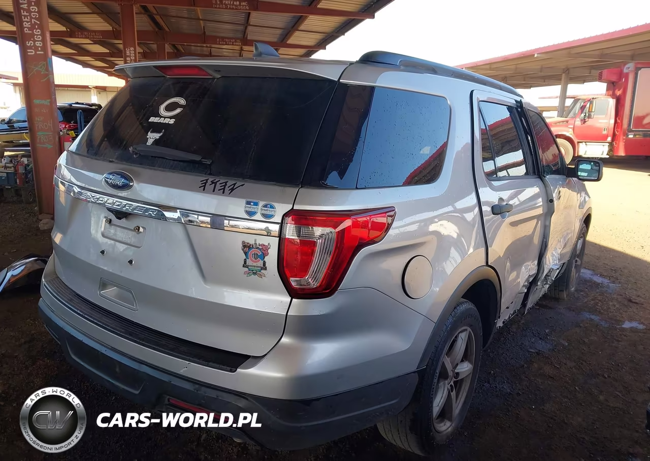 2018 Ford Explorer VIN:1FM5K7B81JGA56285 - 4