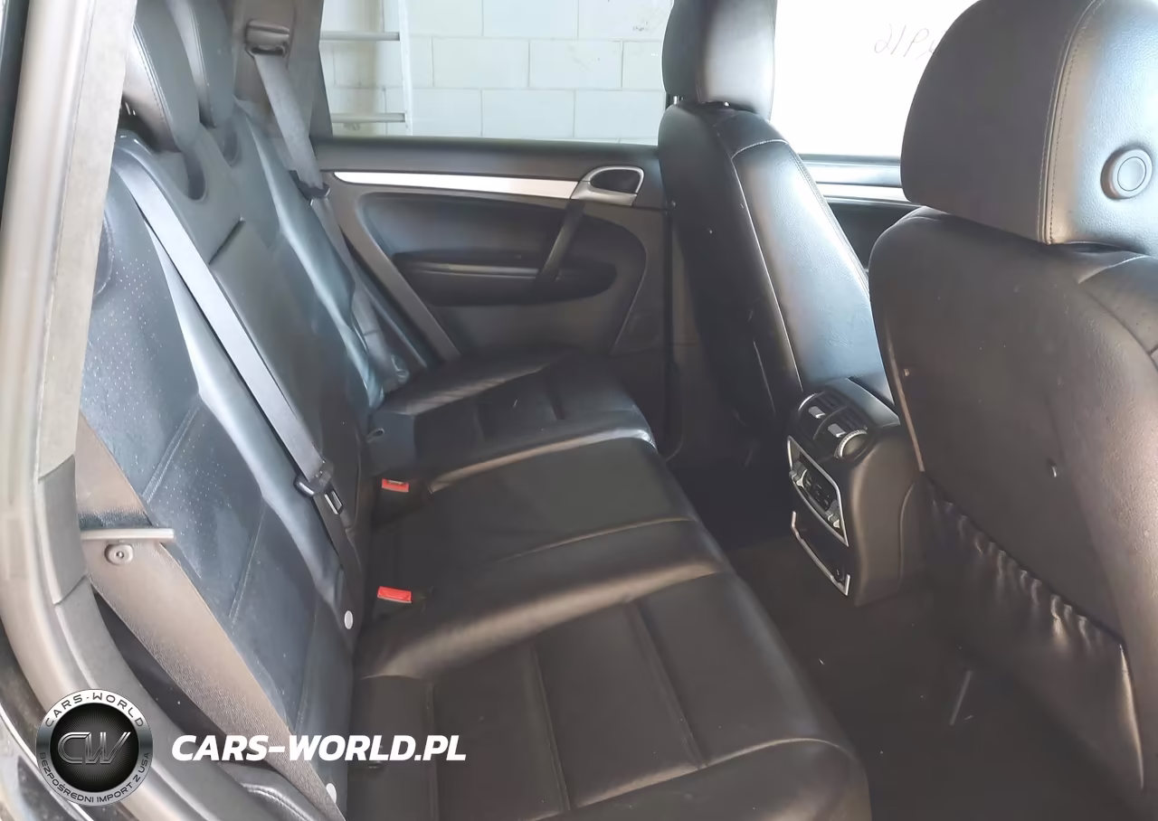 2009 Porsche Cayenne Turbo VIN:WP1AC29P69LA80602 - 8