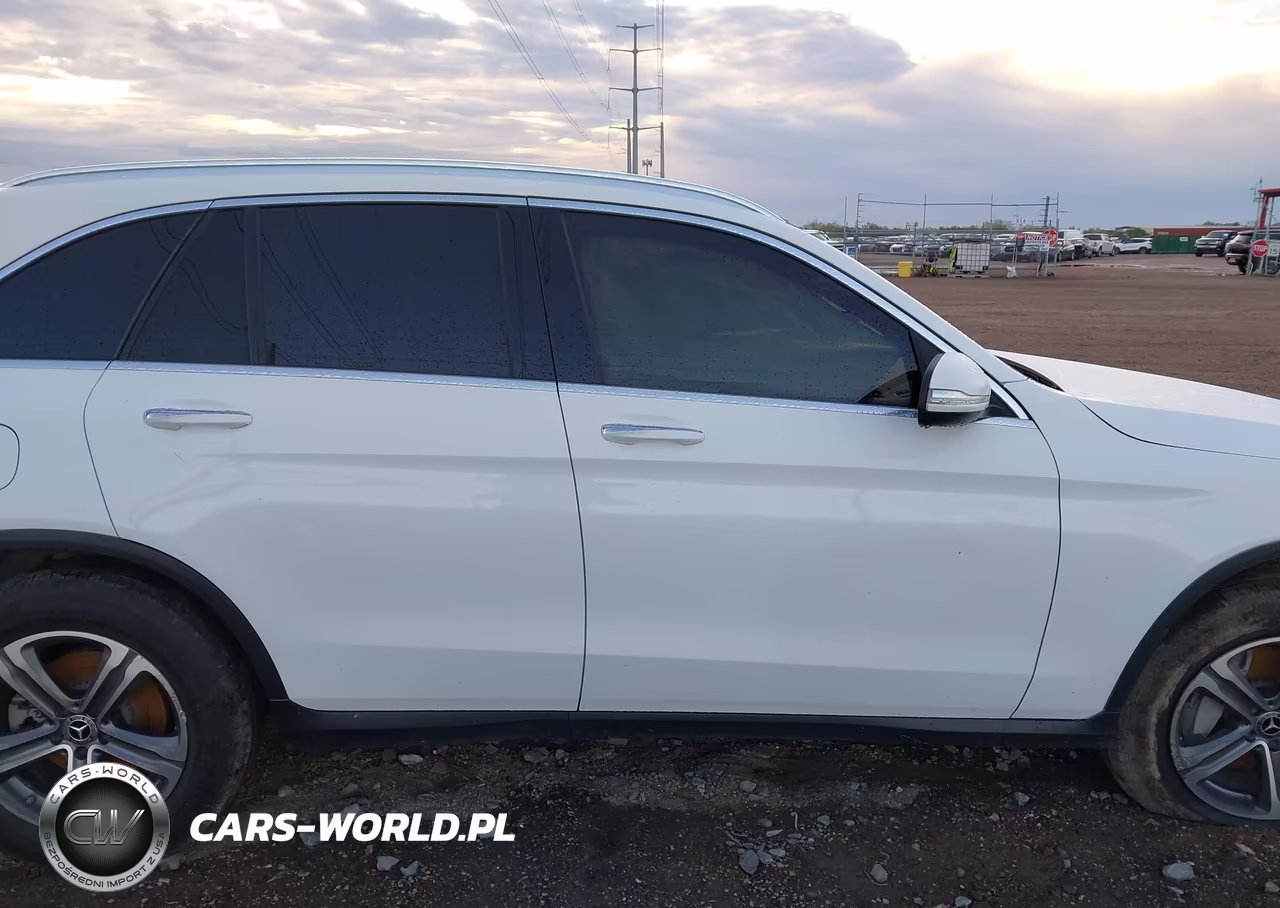 2018 Mercedes-Benz Glc 300 4Matic VIN:WDC0G4KB0JV074891 - 13