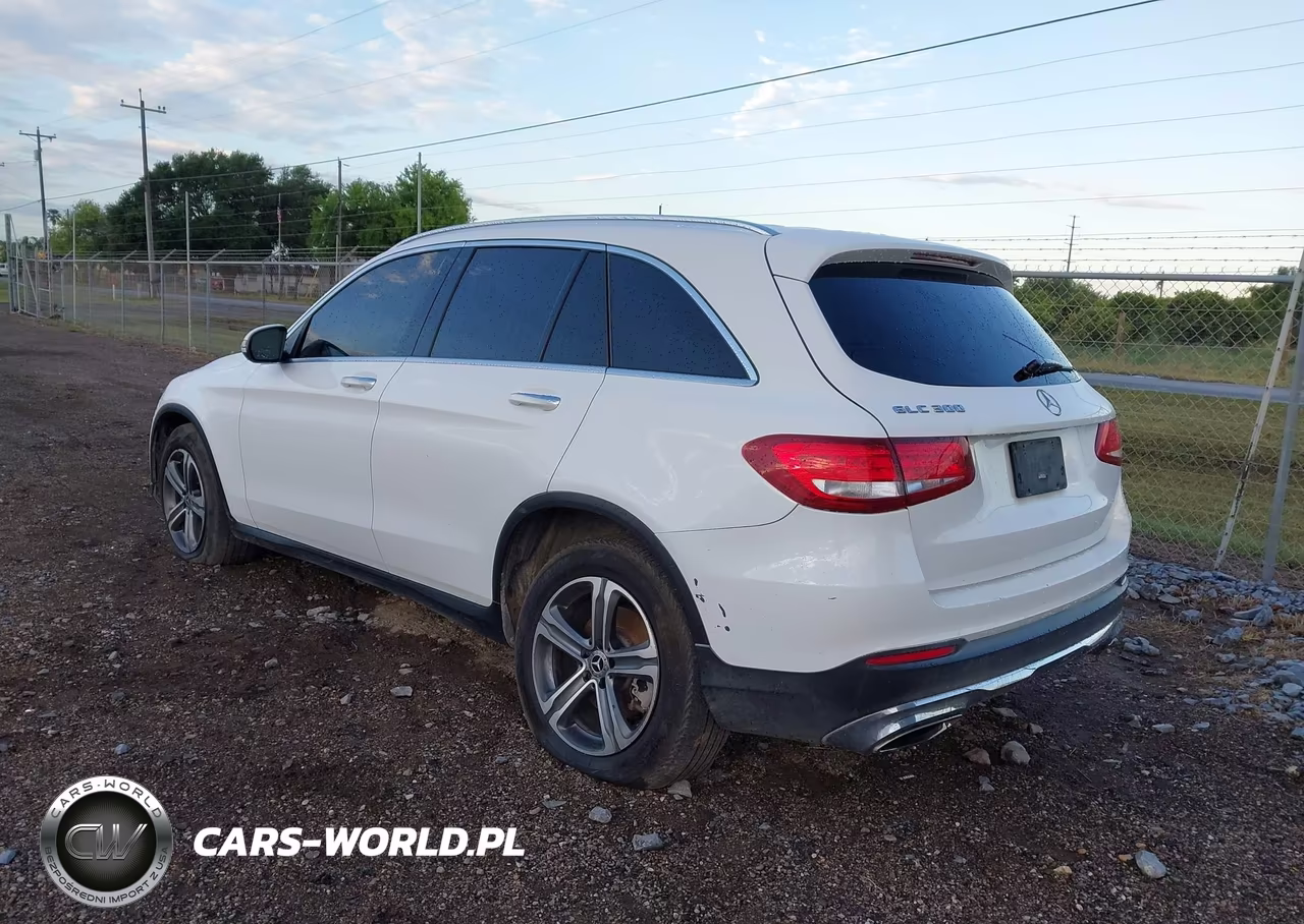 2018 Mercedes-Benz Glc 300 4Matic VIN:WDC0G4KB0JV074891 - 3