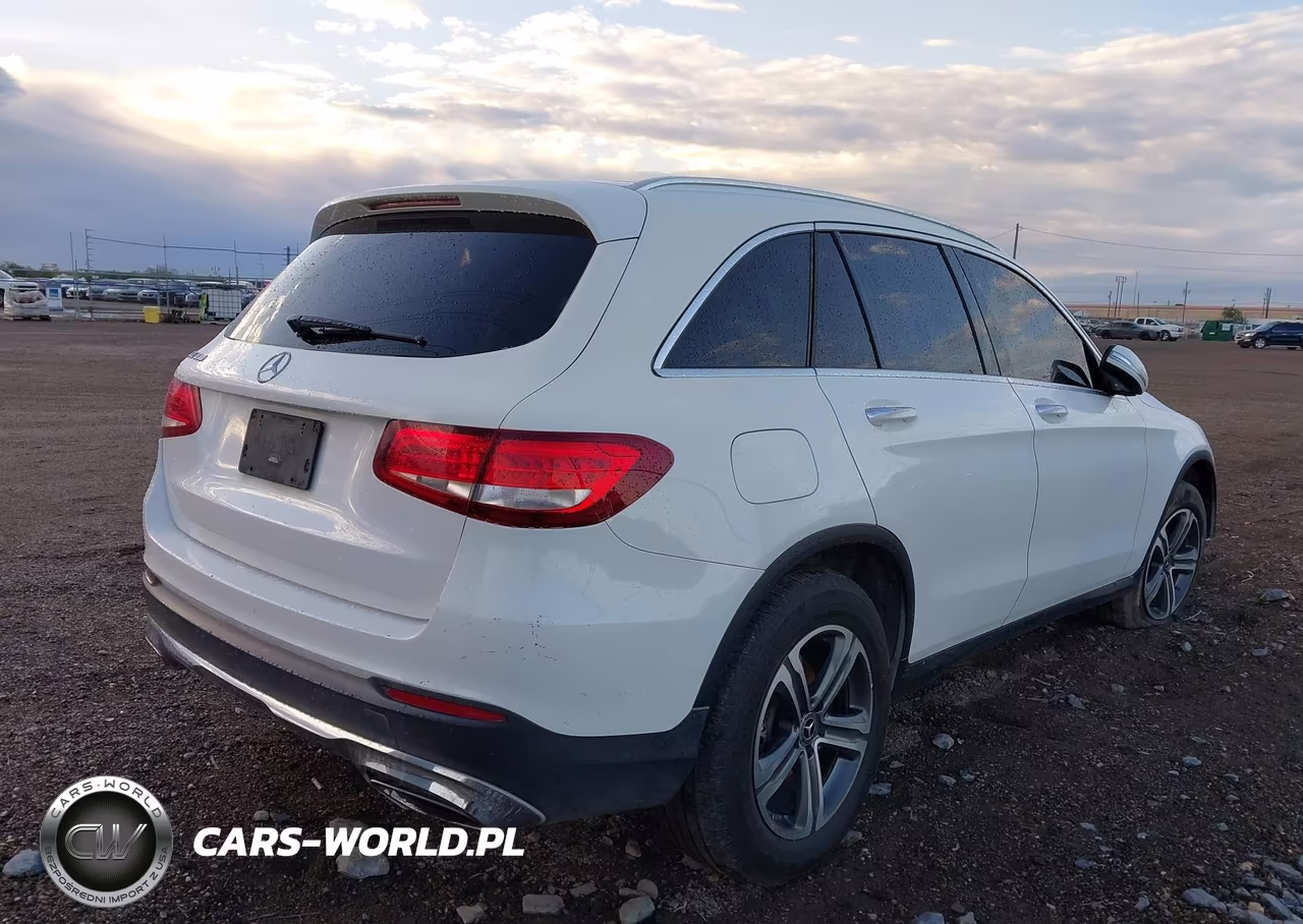 2018 Mercedes-Benz Glc 300 4Matic VIN:WDC0G4KB0JV074891 - 4