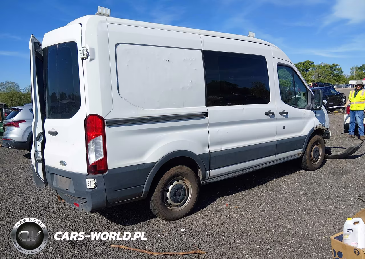 2015 Ford Transit-250 VIN:1FTNR1CM0FKA52175 - 4