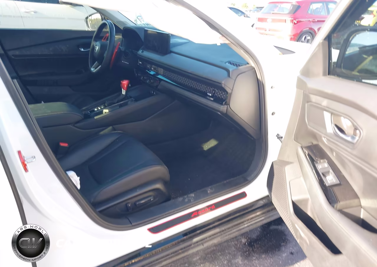 2024 Honda Accord Hybrid Touring VIN:1HGCY2F88RA038406 - 5