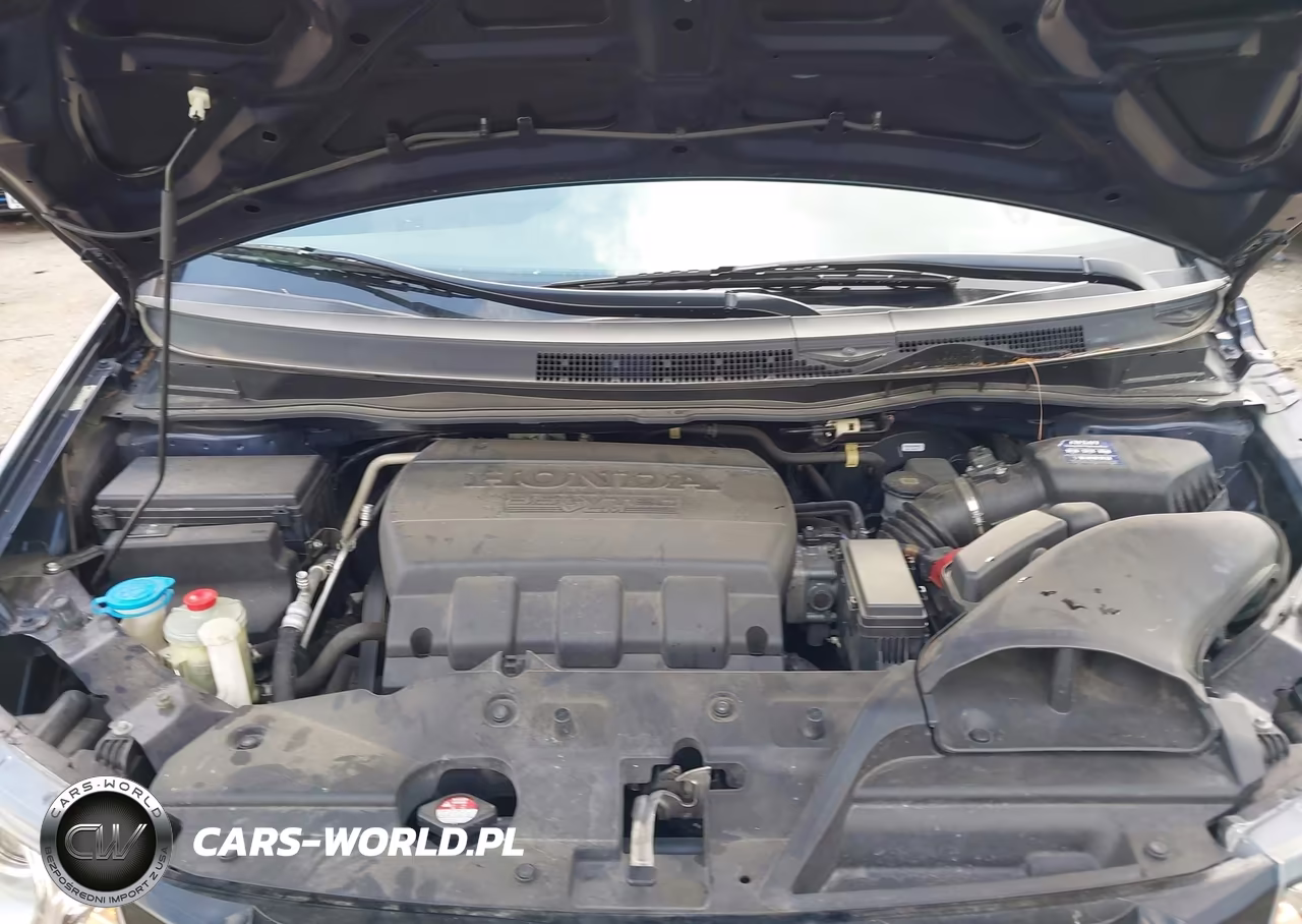 2015 Honda Odyssey Touring-Touring Elite VIN:5FNRL5H92FB028150 - 10