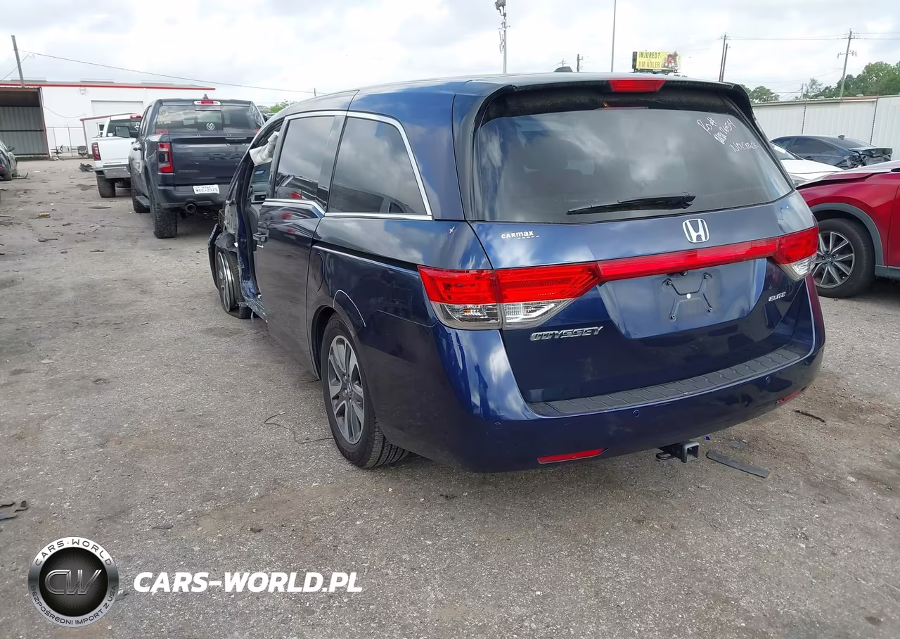 2015 Honda Odyssey Touring-Touring Elite VIN:5FNRL5H92FB028150 - 3
