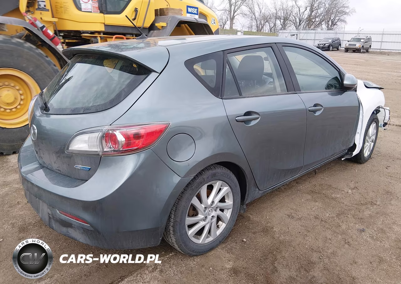 2012 Mazda Mazda3 I Touring VIN:JM1BL1L75C1670981 - 4
