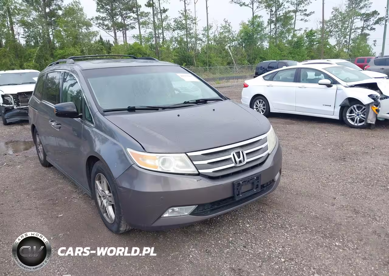 2011 Honda Odyssey Touring-Touring Elite