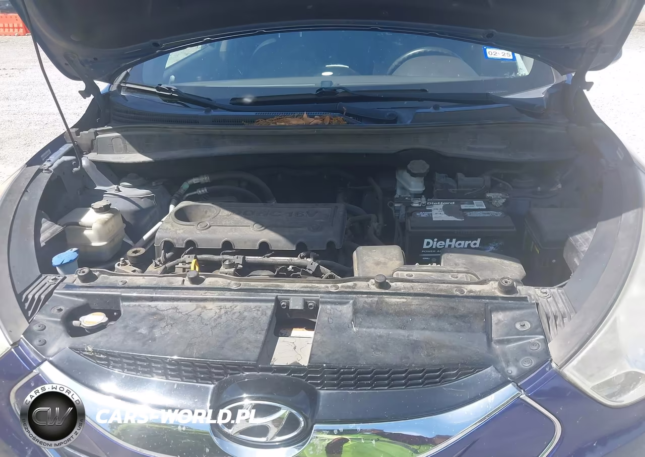 2011 Hyundai Tucson Limited VIN:KM8JU3AC1BU219432 - 10