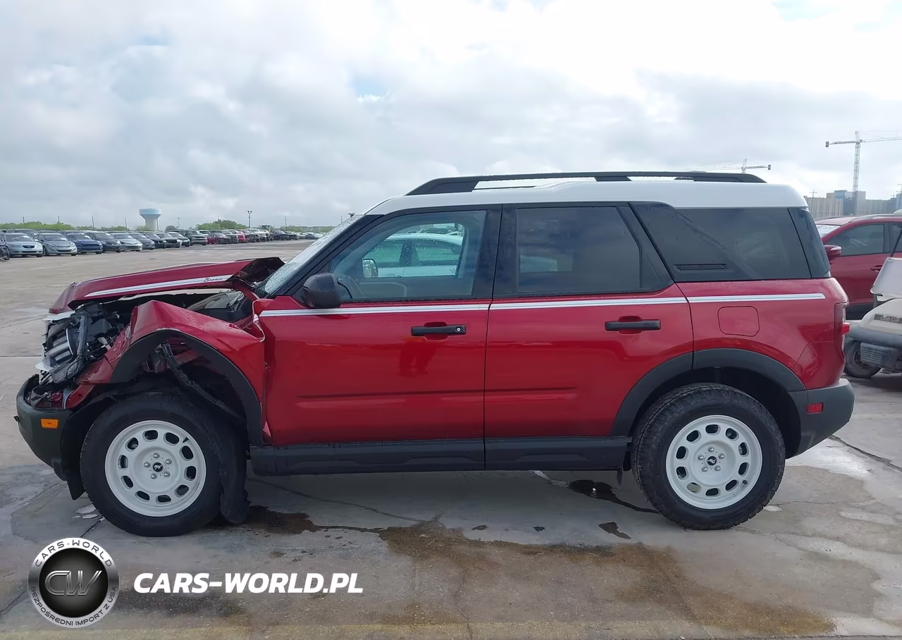 2025 Ford Bronco Sport Heritage VIN:3FMCR9GN9SRF39059 - 13