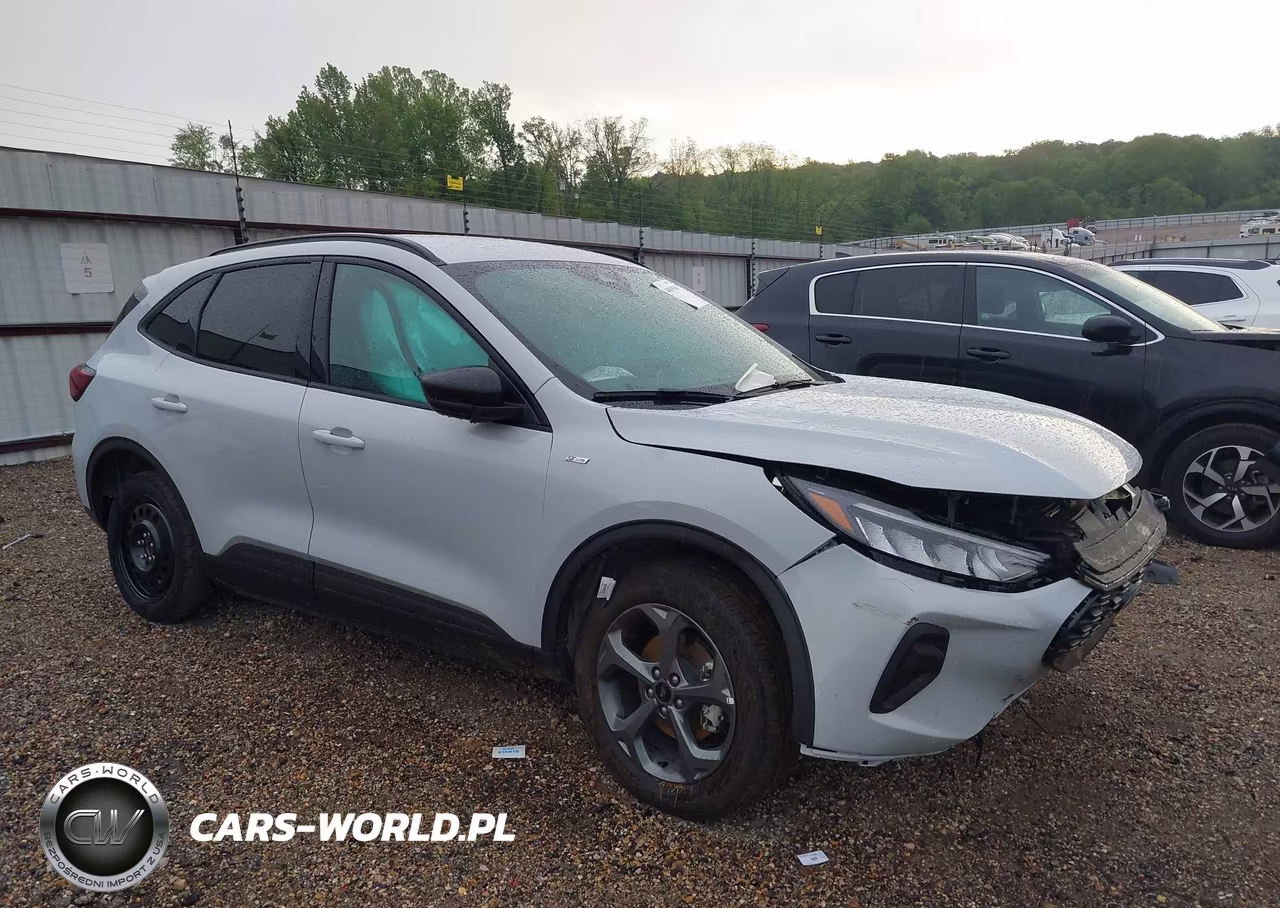 2026 Ford Escape St-Line – zdjęcie 1 z 22