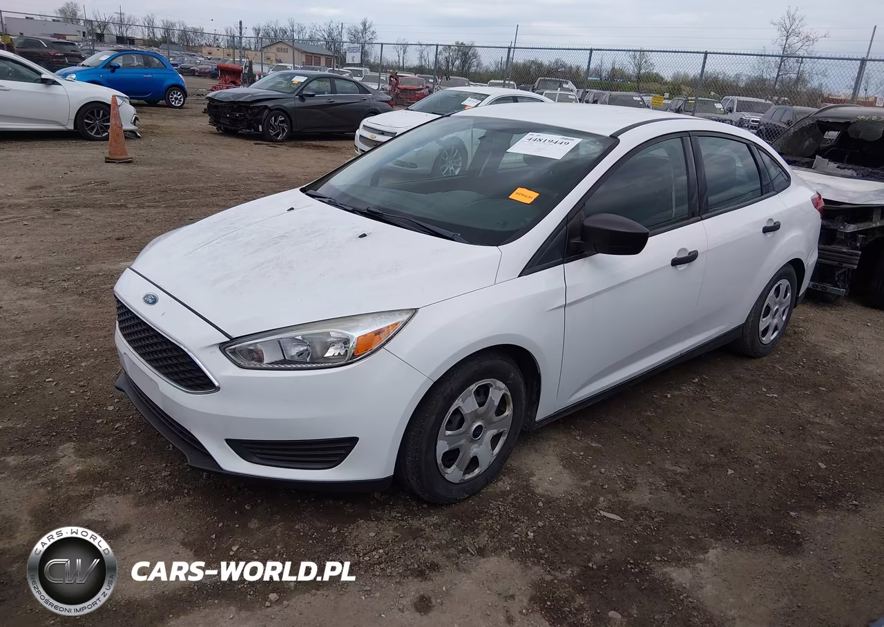 2016 Ford Focus S VIN:1FADP3E22GL207125 - 2