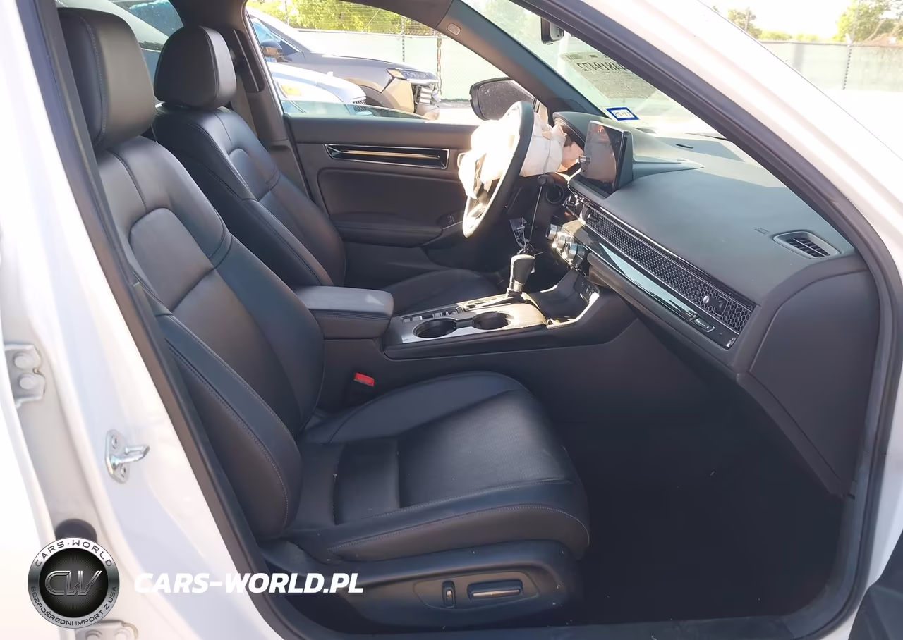 2024 Honda Civic Sport Touring VIN:19XFL1H86RE029508 - 5