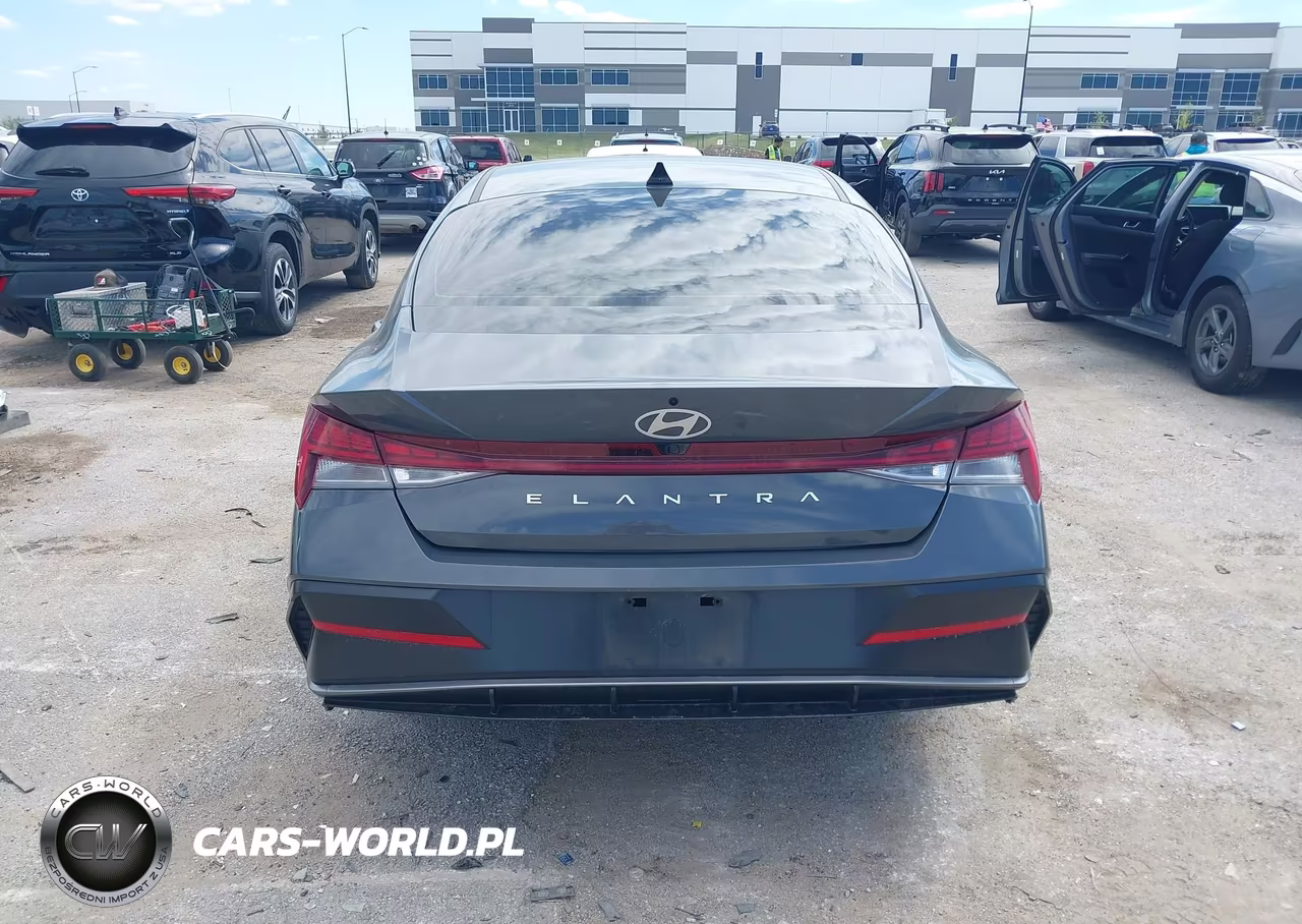 2025 Hyundai Elantra Sel Convenience VIN:KMHLS4DG5SU976997 - 16