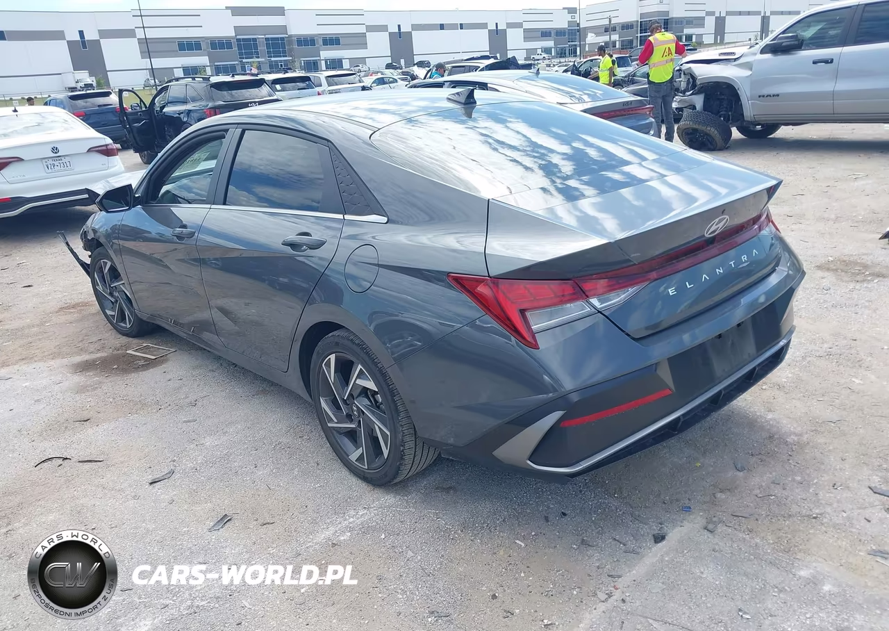 2025 Hyundai Elantra Sel Convenience VIN:KMHLS4DG5SU976997 - 3