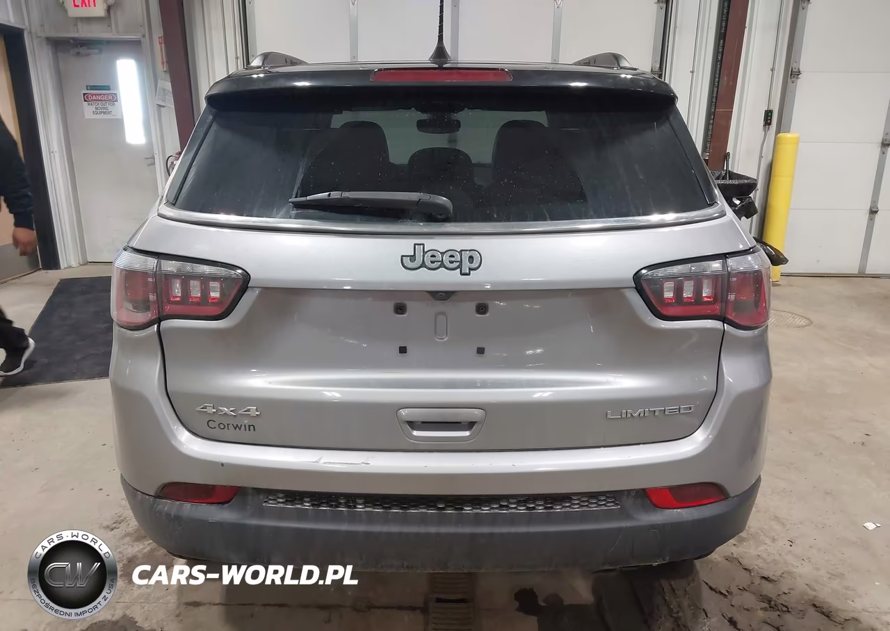 2019 Jeep Compass Limited 4X4 VIN:3C4NJDCB5KT752905 - 17