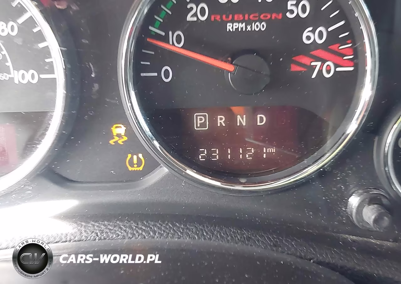 2015 Jeep Wrangler Unlimited Rubicon Hard Rock VIN:1C4HJWFG3FL670558 - 16