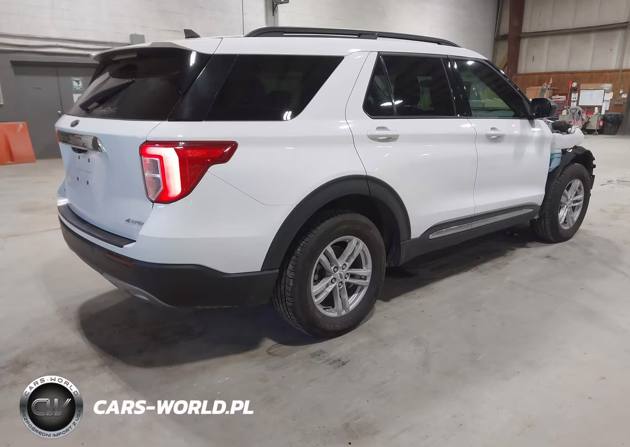 2023 Ford Explorer Xlt VIN:1FMSK8DHXPGB42953 - 4