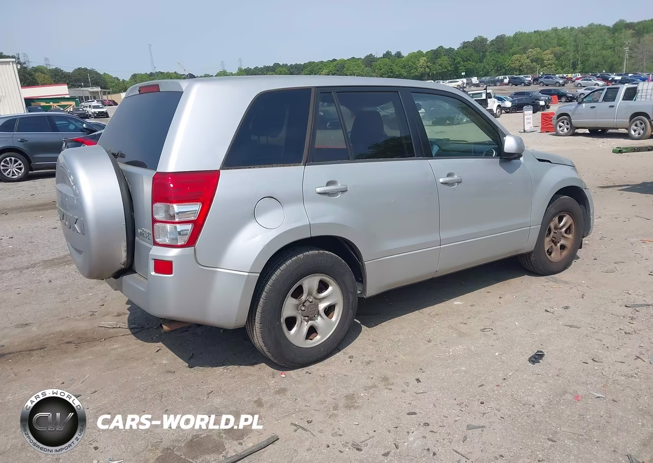 2011 Suzuki Grand Vitara Premium VIN:JS3TE0D22B4101077 - 4