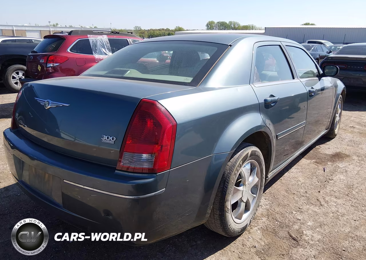 2005 Chrysler 300 Touring VIN:2C3JA53G95H117364 - 4