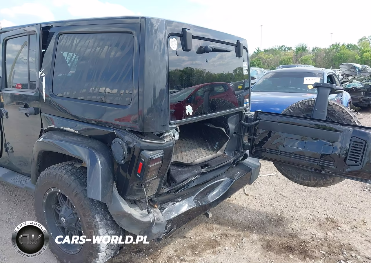 2012 Jeep Wrangler Unlimited Sahara VIN:1C4HJWEG8CL254888 - 6