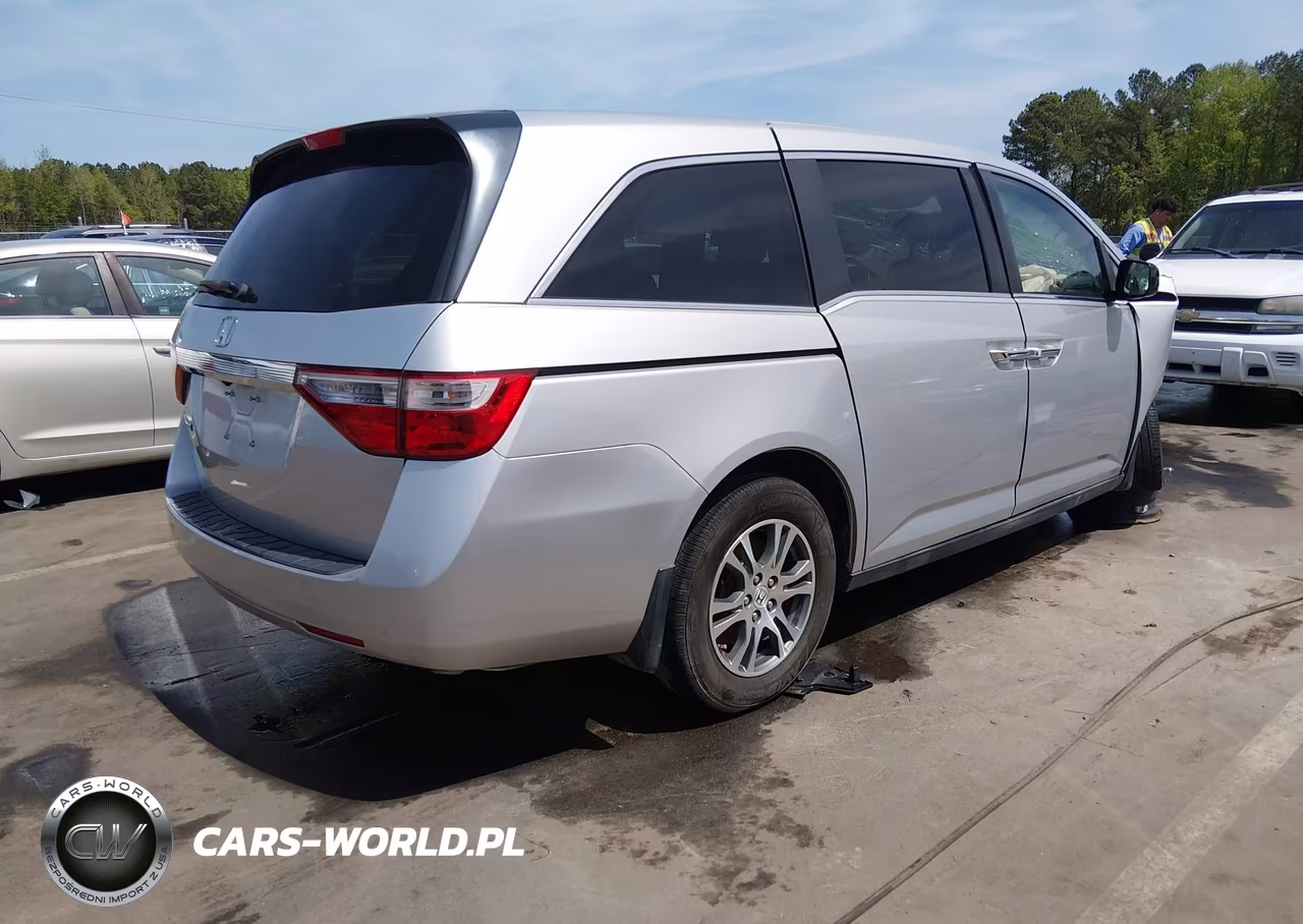 2013 Honda Odyssey Ex-L VIN:5FNRL5H63DB067154 - 4